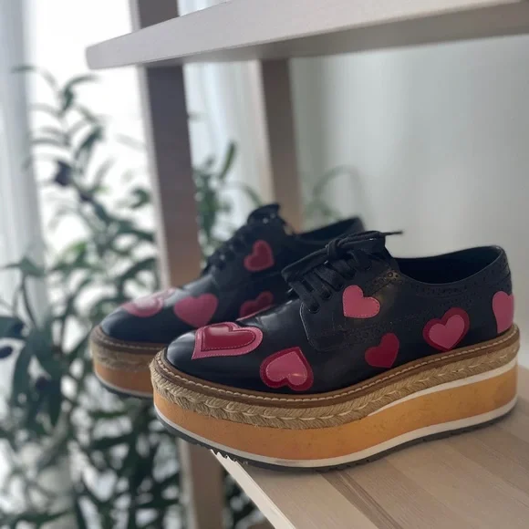 Prada 7.5 - Picture 4 of 4